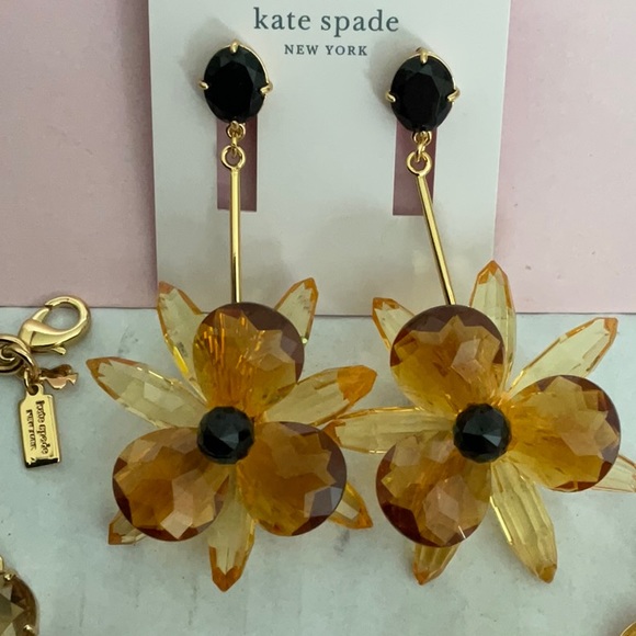 Kate Spade Blooming Brilliant Blossom Necklace and earrings set - Picture 4 of 13